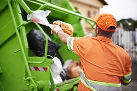 Best Retail Junk Removal  in Higginsville, MO